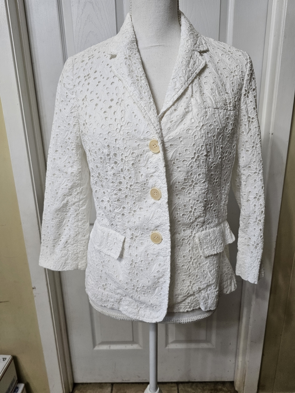 Talbots White Eyelet Lace Blazer Jacket
